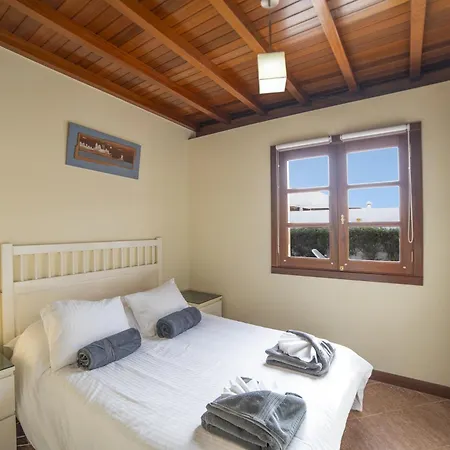 Villa Sophisticated Lanzarote Mervella 4 Bedrooms Spacious Terrace Area Private Pool