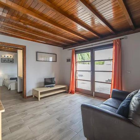 Sophisticated Lanzarote Mervella 4 Bedrooms Spacious Terrace Area Private Pool Villa *